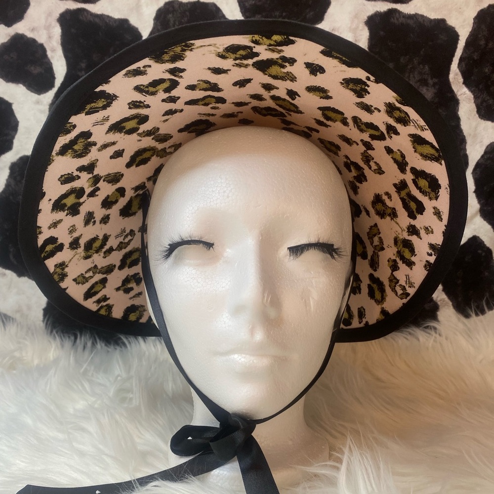 Cheetah print vintage sun hat/ sun hats/ 1950’s style/ visor/ sun bonnet